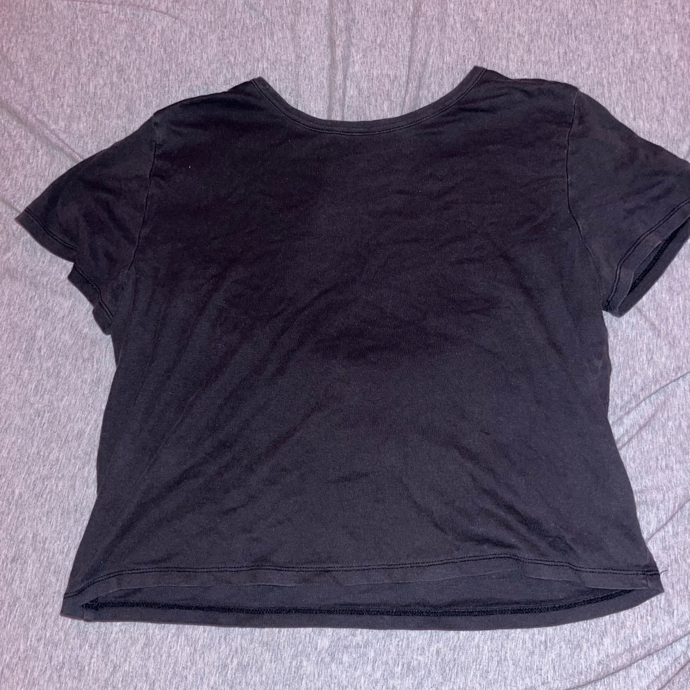 black baby tee